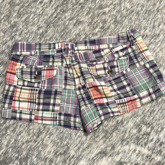 American Eagle plaid shorts - Picture 2 of 4